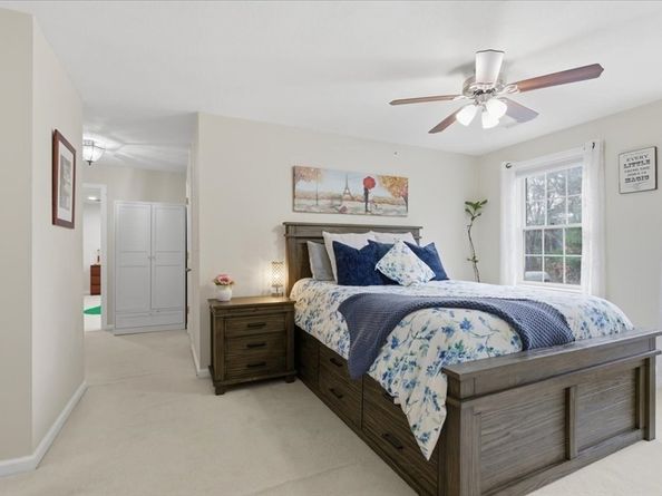 137 Clear Pond Dr 137, Walpole MA 02081