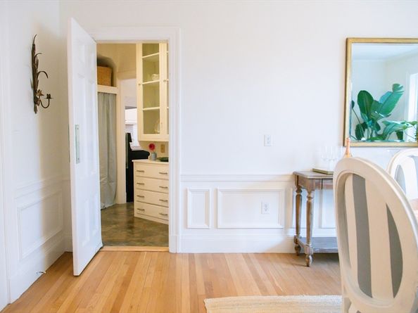 986 Memorial Drive 404, Cambridge MA 02138