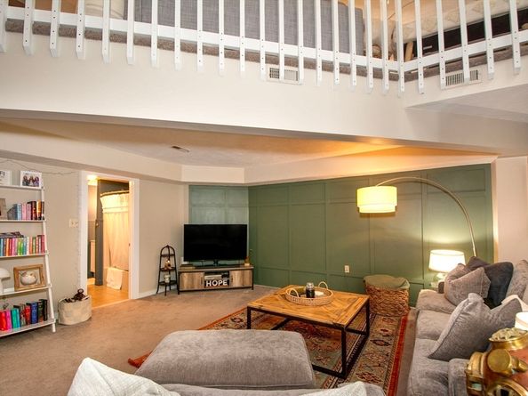 675 Pleasant St 8, Weymouth MA 02189