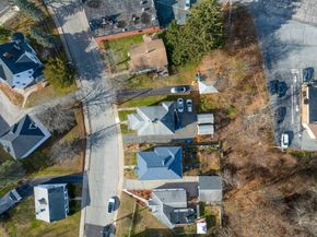 10 Huntington Avenue, Blackstone MA 01504