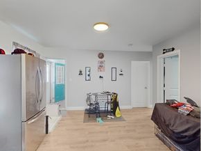 10 Huntington Avenue, Blackstone MA 01504