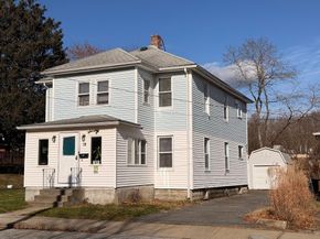 10 Huntington Avenue, Blackstone MA 01504