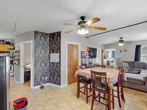 10 Huntington Avenue, Blackstone MA 01504