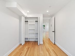 290 Washington St 2, Marblehead MA 01945