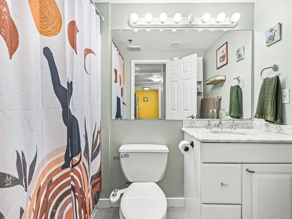 15 North Beacon L01, Boston MA 02134