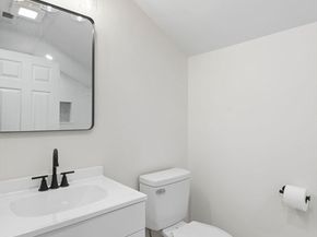 5 Shady Lane Dr, Burlington MA 01803