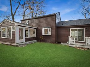 5 Shady Lane Dr, Burlington MA 01803