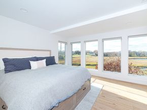 10 Chestnut Pl, Hingham MA 02043