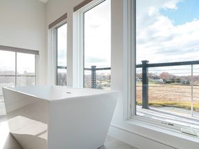 10 Chestnut Pl, Hingham MA 02043