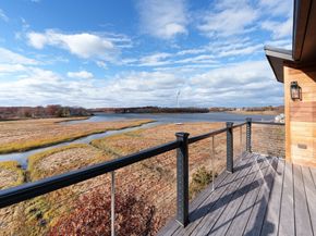 10 Chestnut Pl, Hingham MA 02043