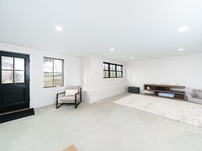 10 Chestnut Pl, Hingham MA 02043