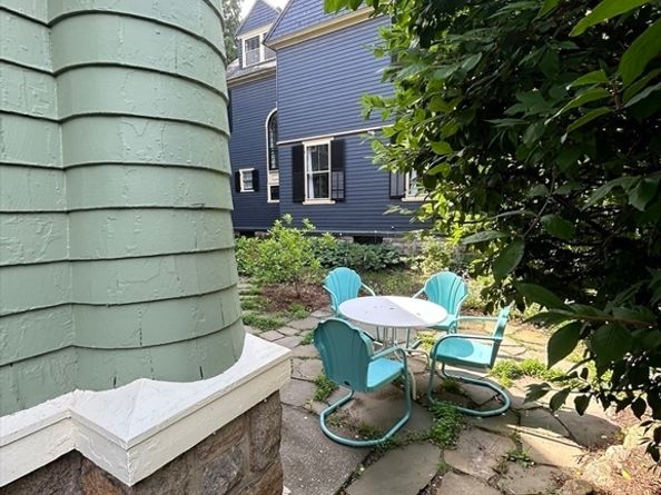 61 William St, Worcester MA 01609