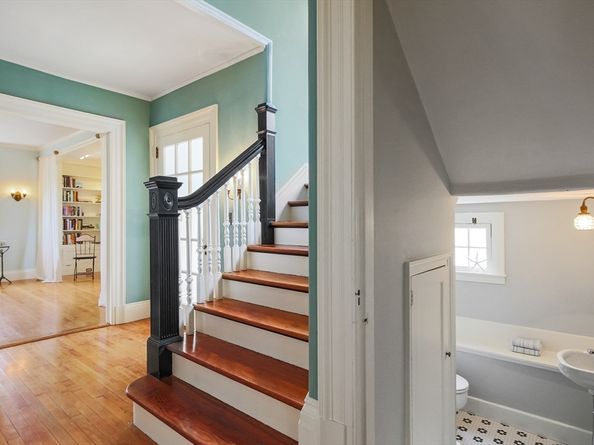 61 William St, Worcester MA 01609