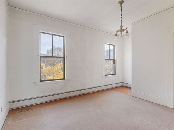 39 Ellery Street 6, Cambridge MA 02138