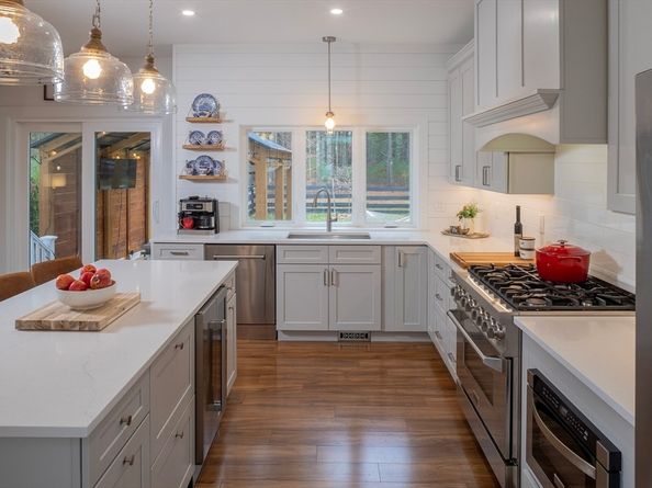 226 Cedar Street, Middleboro MA 02346