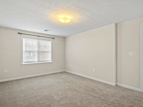 189 Bridle Cross Rd 189, Fitchburg MA 01420