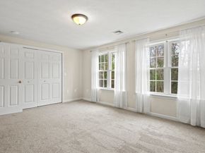 189 Bridle Cross Rd 189, Fitchburg MA 01420