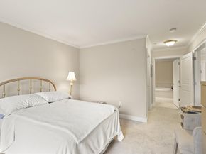 8 Crowninshield St 111, Peabody MA 01960