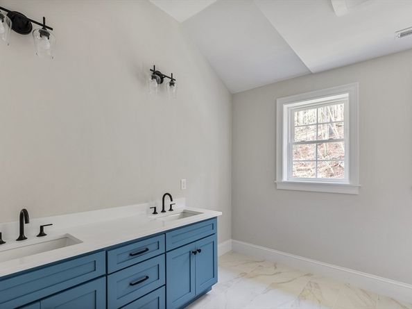 60 Wesson Street, Grafton MA 01536