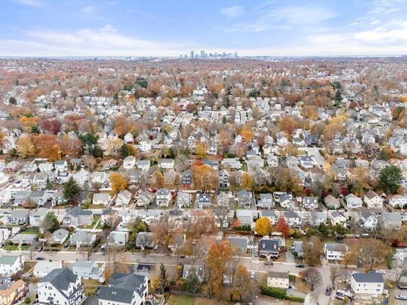 28 Dow Rd, Boston MA 02132