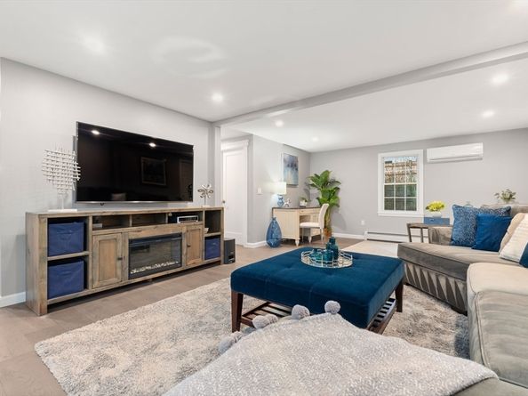 28 Dow Rd, Boston MA 02132