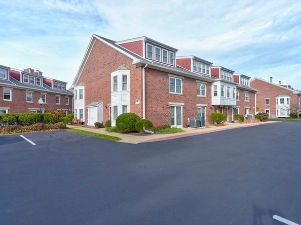 138 Quincy Shore Drive 170, Quincy MA 02171