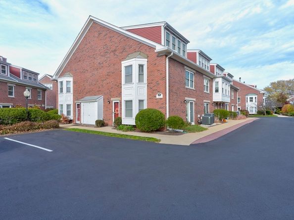 138 Quincy Shore Drive 170, Quincy MA 02171