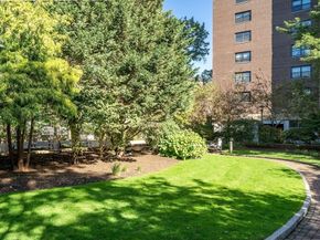 9 Hawthorne Pl 5K, Boston MA 02114