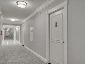 9 Hawthorne Pl 5K, Boston MA 02114