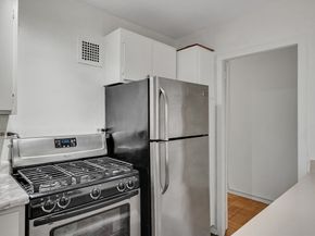 9 Hawthorne Pl 5K, Boston MA 02114