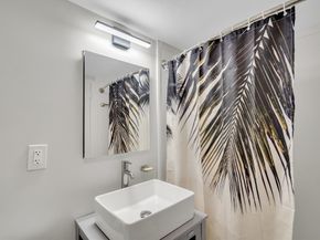 9 Hawthorne Pl 5K, Boston MA 02114