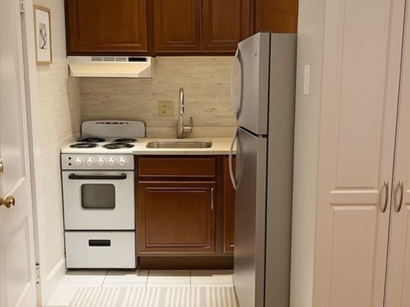 15 Keswick Street B1, Boston MA 02215