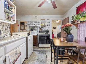 31 Kelton St, Athol MA 01331