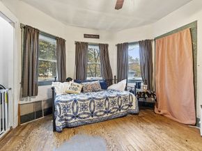 31 Kelton St, Athol MA 01331