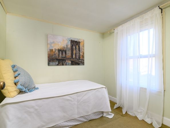 30 Puritan Rd, Weymouth MA 02189