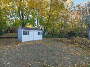 30 Puritan Rd, Weymouth MA 02189