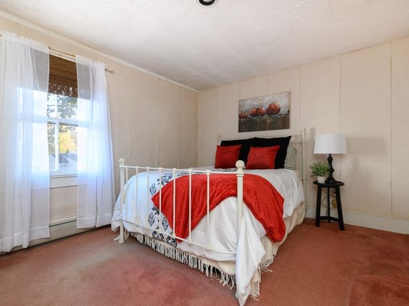 30 Puritan Rd, Weymouth MA 02189