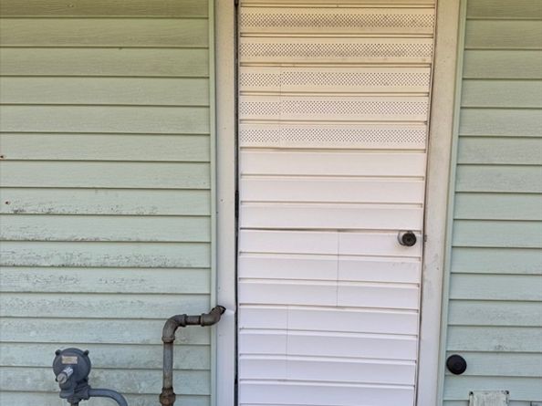 122 Sinclair Rd, Brockton MA 02302