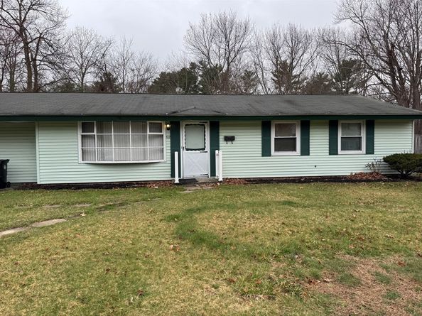 122 Sinclair Rd, Brockton MA 02302