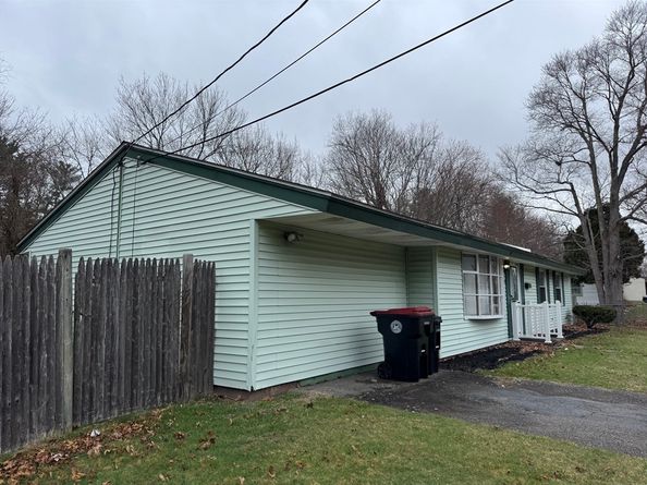 122 Sinclair Rd, Brockton MA 02302