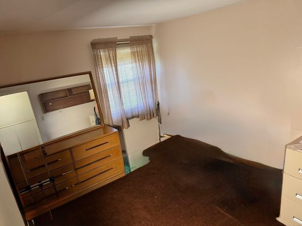 122 Sinclair Rd, Brockton MA 02302