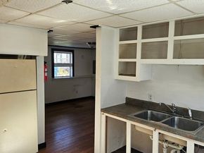 18 Laurel Ave, Sterling MA 01564