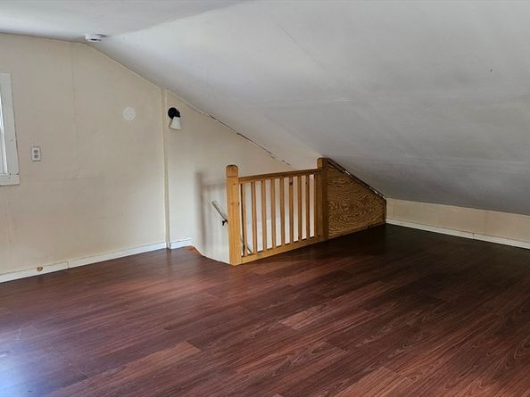 18 Laurel Ave, Sterling MA 01564