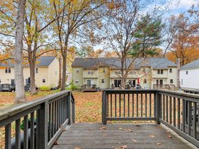 730 Wellman Ave 730, Chelmsford MA 01863