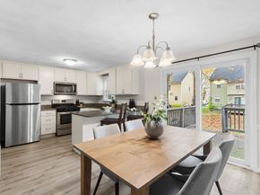 730 Wellman Ave 730, Chelmsford MA 01863