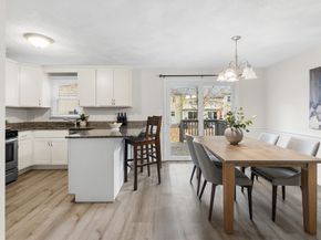 730 Wellman Ave 730, Chelmsford MA 01863