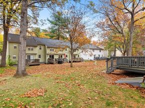 730 Wellman Ave 730, Chelmsford MA 01863