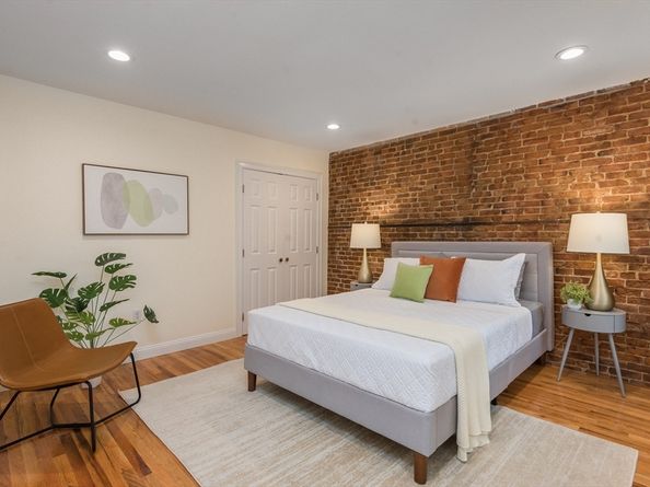 36 Sciarappa St, Cambridge MA 02141