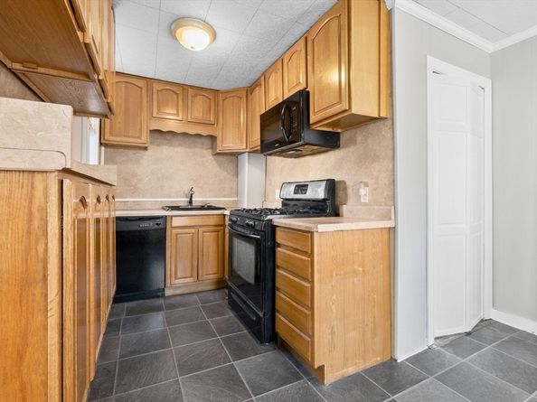 24 Ellsworth Ave, Melrose MA 02176