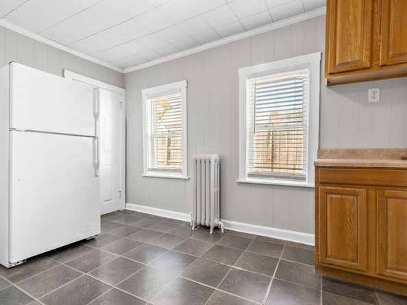 24 Ellsworth Ave, Melrose MA 02176